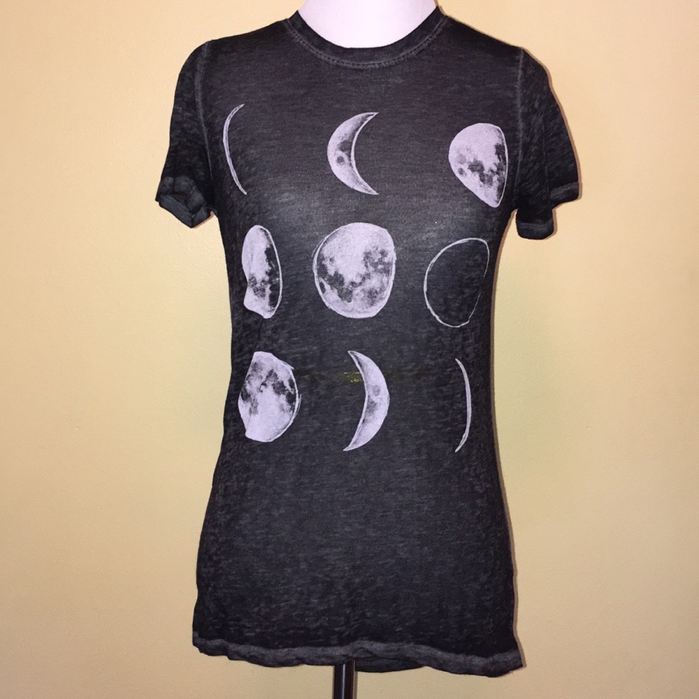 XS Phases of the moon T-shirt
